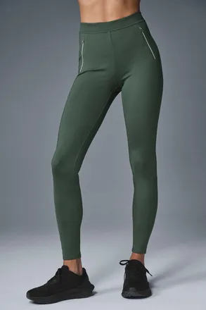 Alo | Seamless Winter Warm Plush High-Waist 7/8 Legging in
