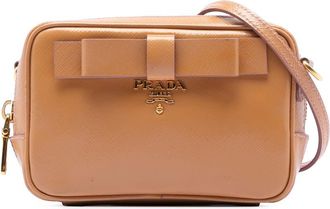 Prada Pre-owned Prada Saffiano Vernice Bow Camera Bag 334LTBFRJOKCMBGH