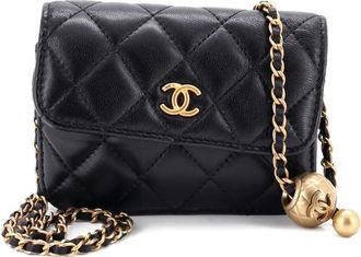 Chanel Pearl Crush Flap Clutch with Chain Quilted Lambskin Mini crossbody bag - Black