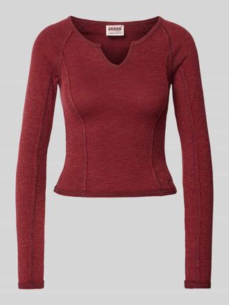 Guess Cropped Longsleeve mit V-Ausschnitt in Bordeaux, Gr&ouml;&szlig;e L
