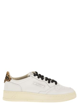 Autry Medalist lage leren sneakers met dierenprintdetail