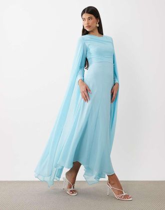 Beauut Vestito lungo girocollo in chiffon blu acceso con maniche a mantella