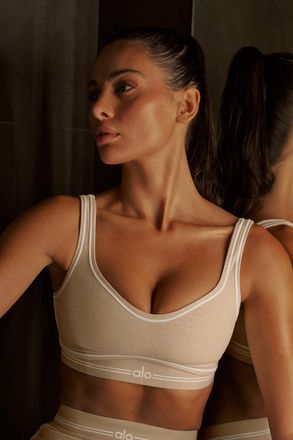 Alo Alosoft Heart Throb Bra in Oatmeal Heather/White Beige, Size: Medium