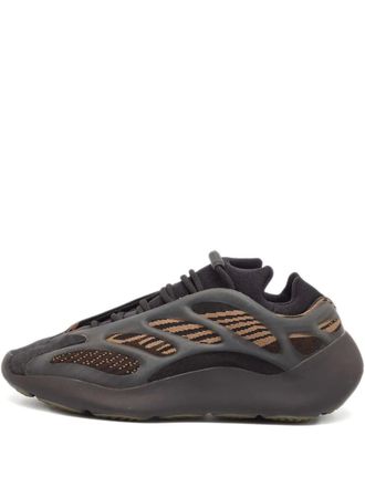 Yeezy by Kanye West 700 V3 mesh sneakers - men - Fabric/Rubber/Fabric/Rubber - 43 - Brown