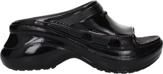 Balenciaga T-shirts en sokken Zwembad Crocs Vrouw Zwart Rubber
