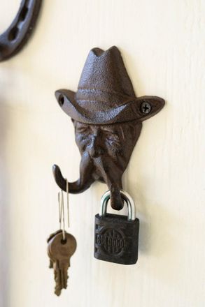 Kalalou Cast Iron Cowboy Hook