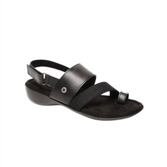 Minnetonka Womens Salma Sandal In Black Closeouts