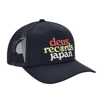 Deus Strata Trucker - male - Deus Ex Machina - Hats & Caps - Black - ONE SIZE - Accessories