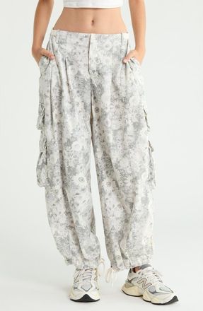 Free People Charmer Floral Cotton Blend Utility Pants in Camo Floral Ivory at Nordstrom, Size X-Large