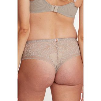 Cache Coeur Bliss Maternity Shorty in Taupe at Nordstrom, Size X-Large