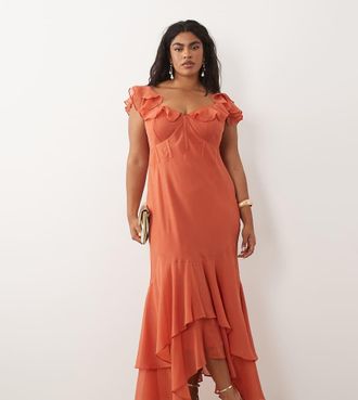 Asos Curve ASOS DESIGN Curve - Vestito lungo color terracotta con maniche con volant e fondo a sirena-Marrone