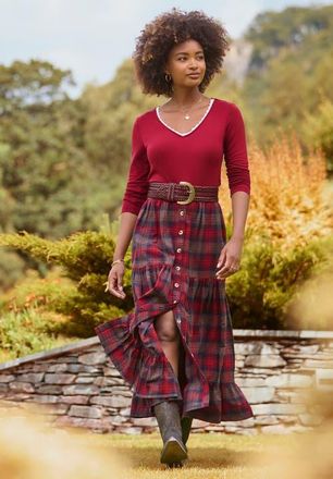 Joe Browns Stretch Knit V Neck Tee in Oxblood at Nordstrom, Size Medium