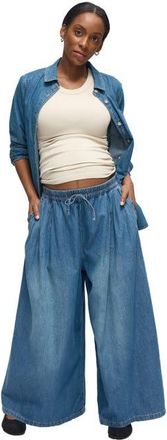 Ingrid & Isabel Maternity Loose Soft Denim Pant in Med Wash at Nordstrom, Size Medium