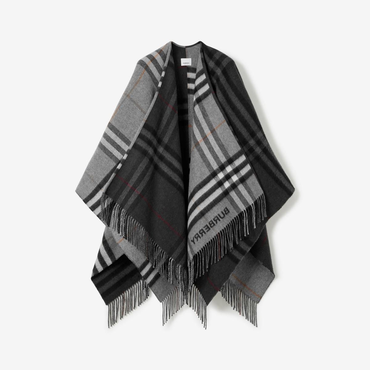 Burberry Scarves: sale up to −50% Stylight
