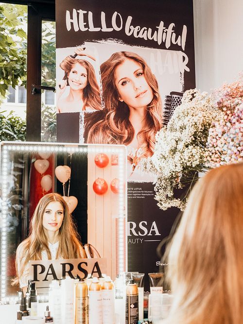 Haarpflege next level: Die innovativen Bürsten von PARSA Beauty.