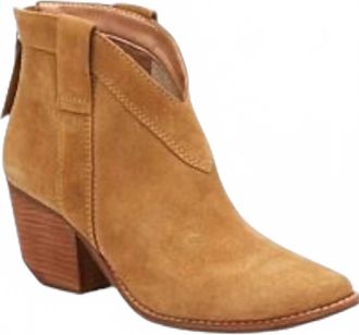 Matisse Footwear Womens Arrow Suede Booties In Tan