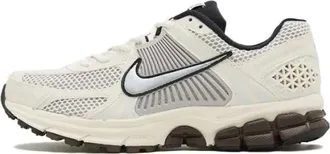 Nike Fitness, Dames, Wit, 42 EU, Leer, Zoom Vomero 5