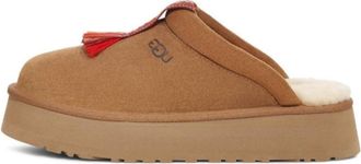 UGG (WMNS) UGG Tazzle Slipper Chestnut 1152677-CHE