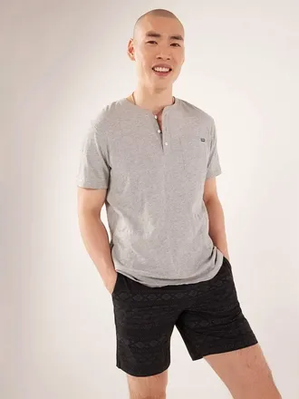 Chubbies Mens Henley Tee Shirt In The Kick Back n Relax