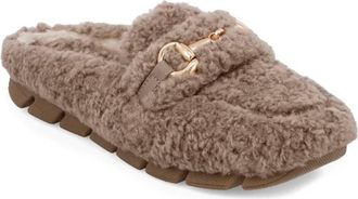 Mia Womens Cocoa Fuzzy Mule In Camel