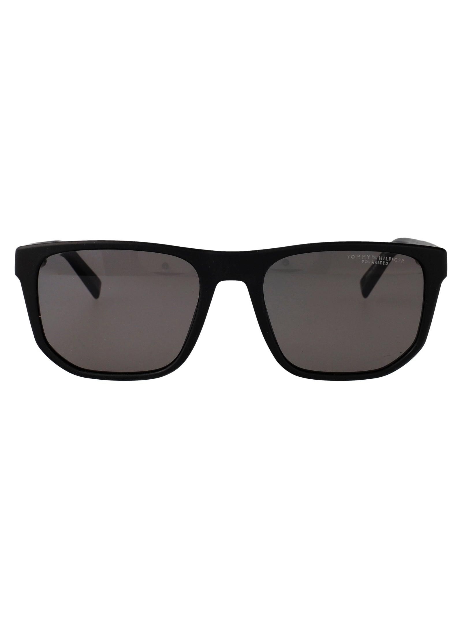 NWT! NEW! Tommy Hilfiger Pilot Sunglass -Silver Gradient Black Buy TOMMY HILFIGER Men main image 4