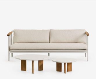 Sklum Conjunto De Sal&oacute;n Con Sof&aacute; De 3 Plazas En Tela Boucl&eacute; Y 2 Mesas De Centro En Aluminio Yervin Sklum