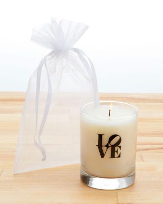 Xela Aroma Love 14Oz White Linen Candle
