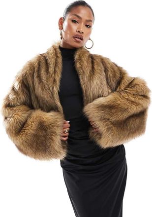 Aria Cove Giacca taglio corto in pelliccia sintetica marrone con colletto oversize