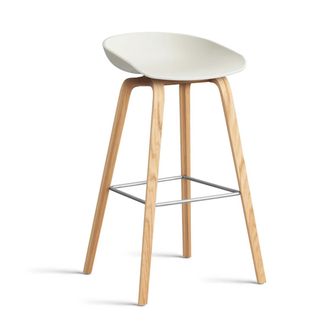 HAY About A Stool AAS 32 H 75 cm, Eiche lackiert / Edelstahl / melange cream 2.0 (Kunststoffgleiter)