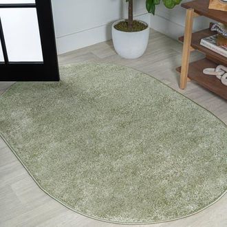Jonathan Y Designs Haze Solid Low-Pile Oval Area Rug in Jade/green at Nordstrom, Size 4Ft 0In X 6Ft 0In