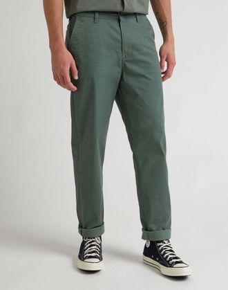 Lee Chinos