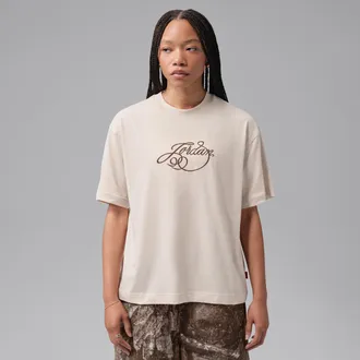 Nike Jordan Womens Jordan Girlfriend Fireside T-Shirt in White | IX6199-272