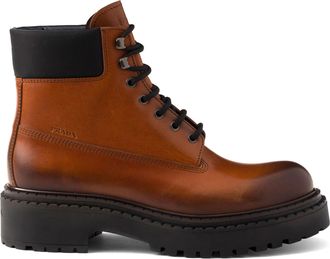 Prada Botas de cuero Prada