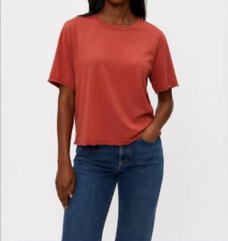 Michael Stars Jackie Raw Edge Short Sleeve Daily Crew Tee In Muse