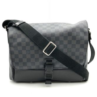 Louis Vuitton Black Damier Graphite Canvas Messenger Bag Shoulder Bag (Pre-Owned)