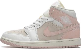 Nike Jordan Schoenen, Dames, Beige, 36 EU, Leer, Velvet Brown Mid SE Sneakers