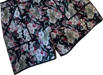 Let Me Be Womens Millie Shorts In Multi Color