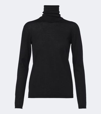 Max Mara Virgin wool turtleneck sweater