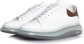 Alexander McQueen Alexander McQueen Oversized Larry sneakers