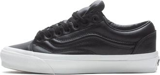 Vans Schoenen, Heren, Zwart, 41 EU, Leer, Zwarte Foam Skate-geïnspireerde Sneakers