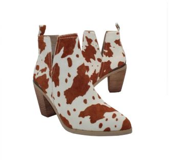 Volatile Womens Mumba Cowhide Bootie In Tan/white