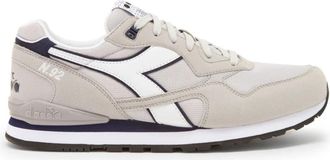 Diadora Grijze Sneakers Stijl N92 - Heren - Sneakers - Grijs - 48 EU - Leer - Schoenen