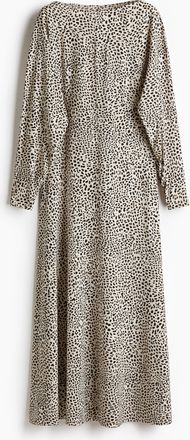 H&M Kleid mit U-Boot-Ausschnitt - White