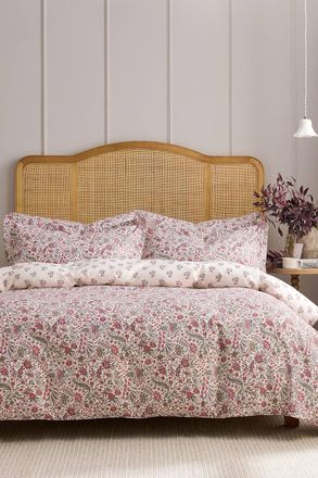 Christy Newstead Mulberry Reversible Cotton Sateen Duvet Cover Set in Red | Size: Super King