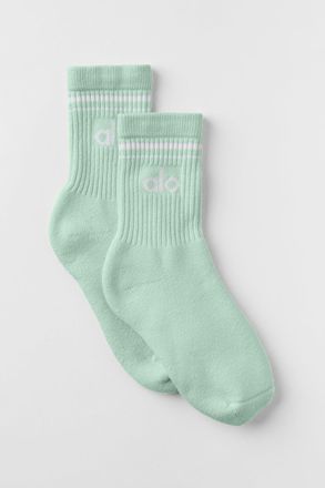 Alo | Half-Crew Throwback Socks in Spearmint/White Green, Size: Large
