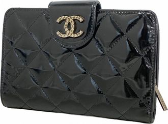 Chanel Black Patent Leather Wallet (Bi-Fold) (Pre-Owned)