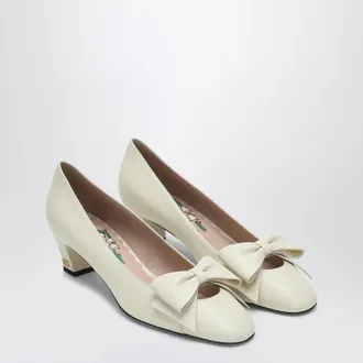 Valentino Garavani Décolleté Bowow Ivory