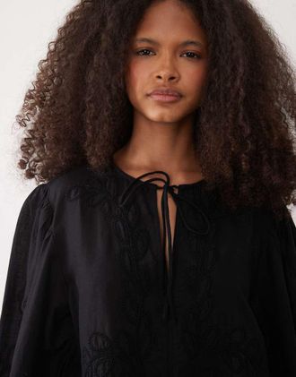 Mango Blusa stretta in vita in 100% cotone nera-Nero