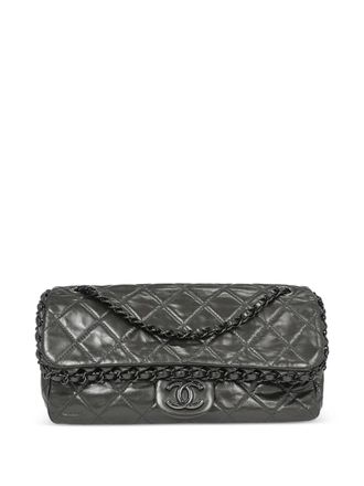 Chanel 2012 interlocking-CC shoulder bag - women - CALFSKIN - One Size - Grey