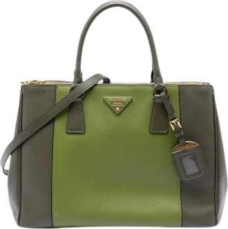 Prada Pre-owned Tote Bags, female, Green, Size: ONE SIZE Pre-owned Saffiano Lux Galleria